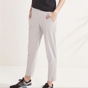 Athleta Brooklyn Ankle Pants Grey size 6P